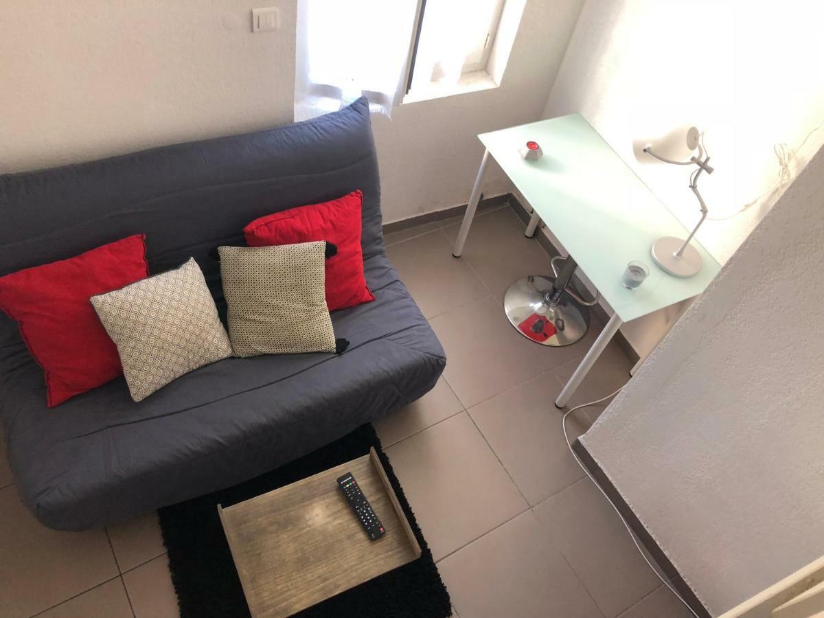 Decouvrir Lourdes Apartment Luaran gambar